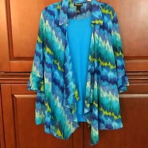 Maggie Barnes 2 pc. shell and blouse in shades of blue with white and yellow.